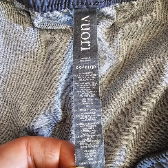 Vuori Kore V302 Athletic Lined  7” Shorts, XXL, Charcoal - Picture 9 of 10